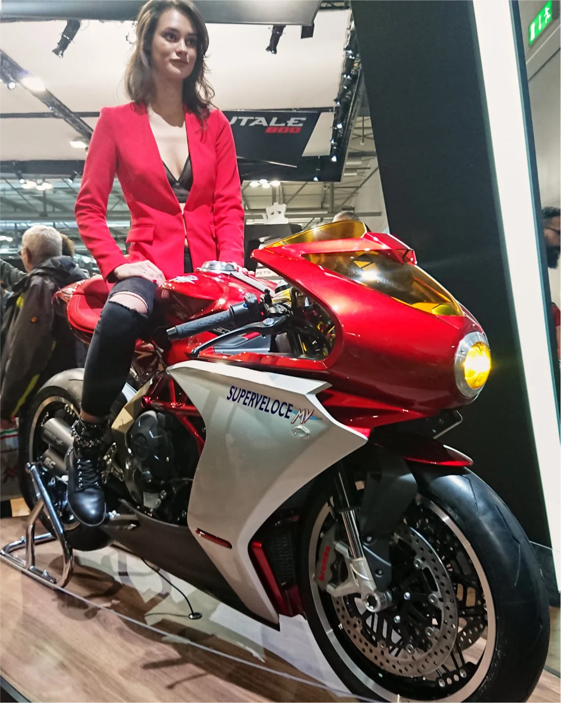 eicma 2018 MV Agusta Superveloce 800