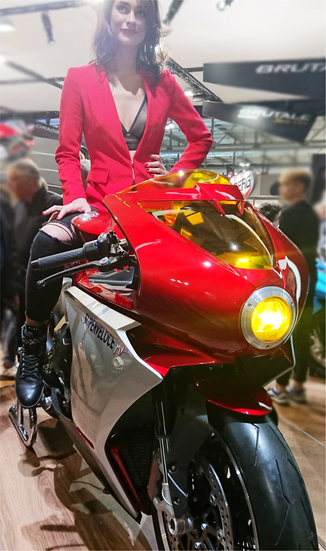 eicma 2018 MV Agusta Superveloce 800