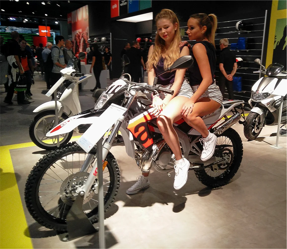 Eicma 2016 Aprilia