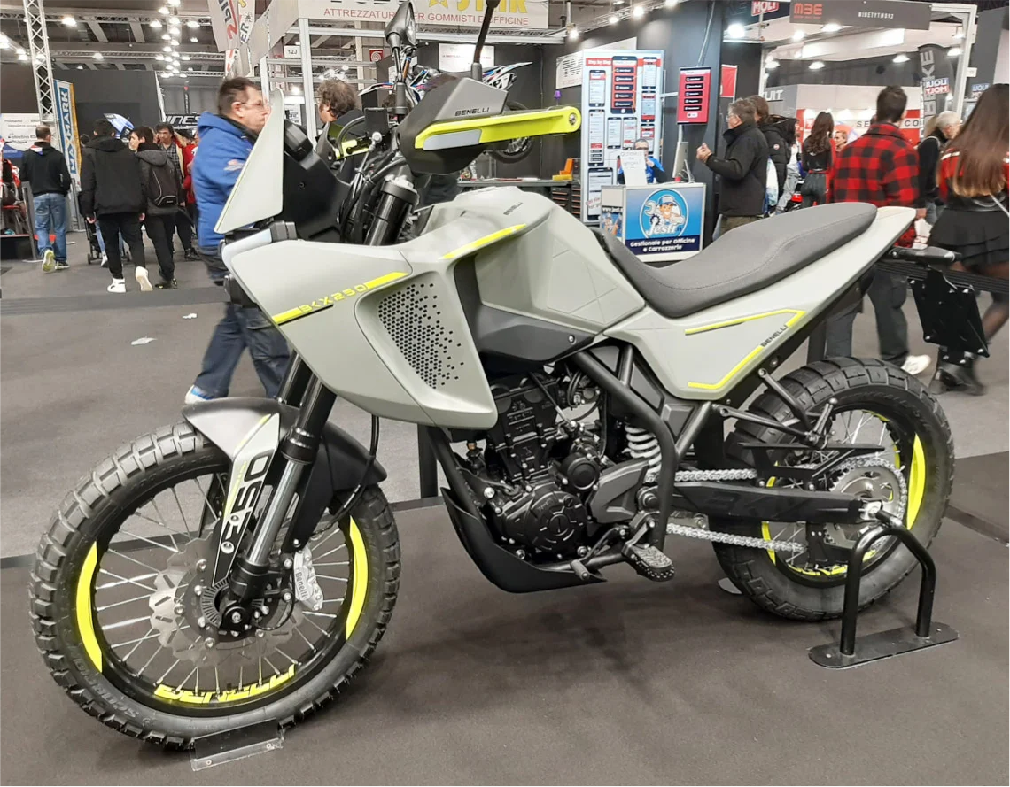 Benelli BKX 250