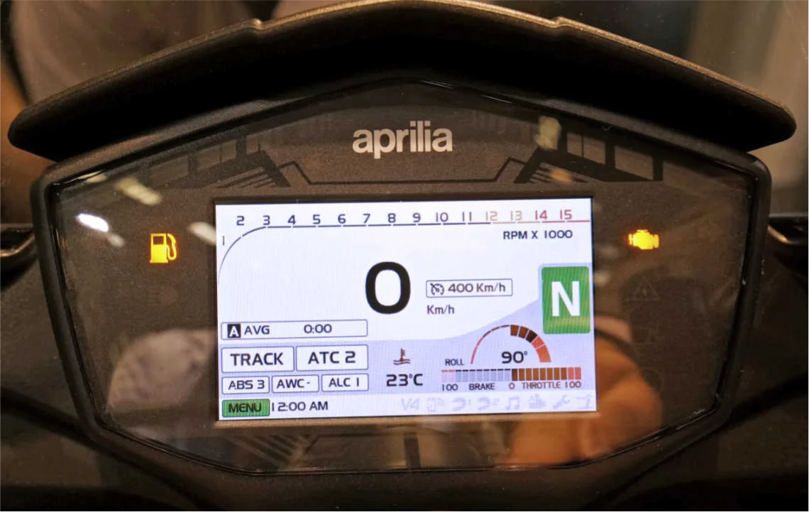 aprilia RSV4 RF dashboard