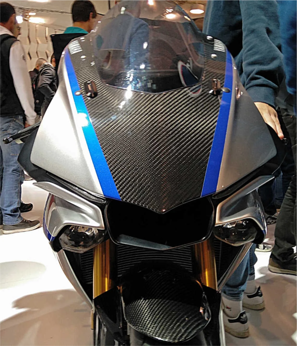 yamaha R1M carbon look